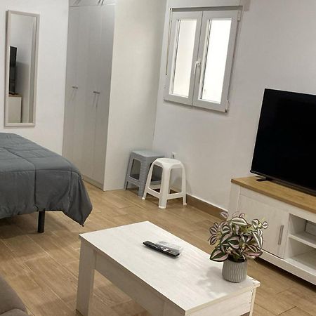 Rockside Residences Suites La Linea N3 La Línea de la Concepción 外观 照片