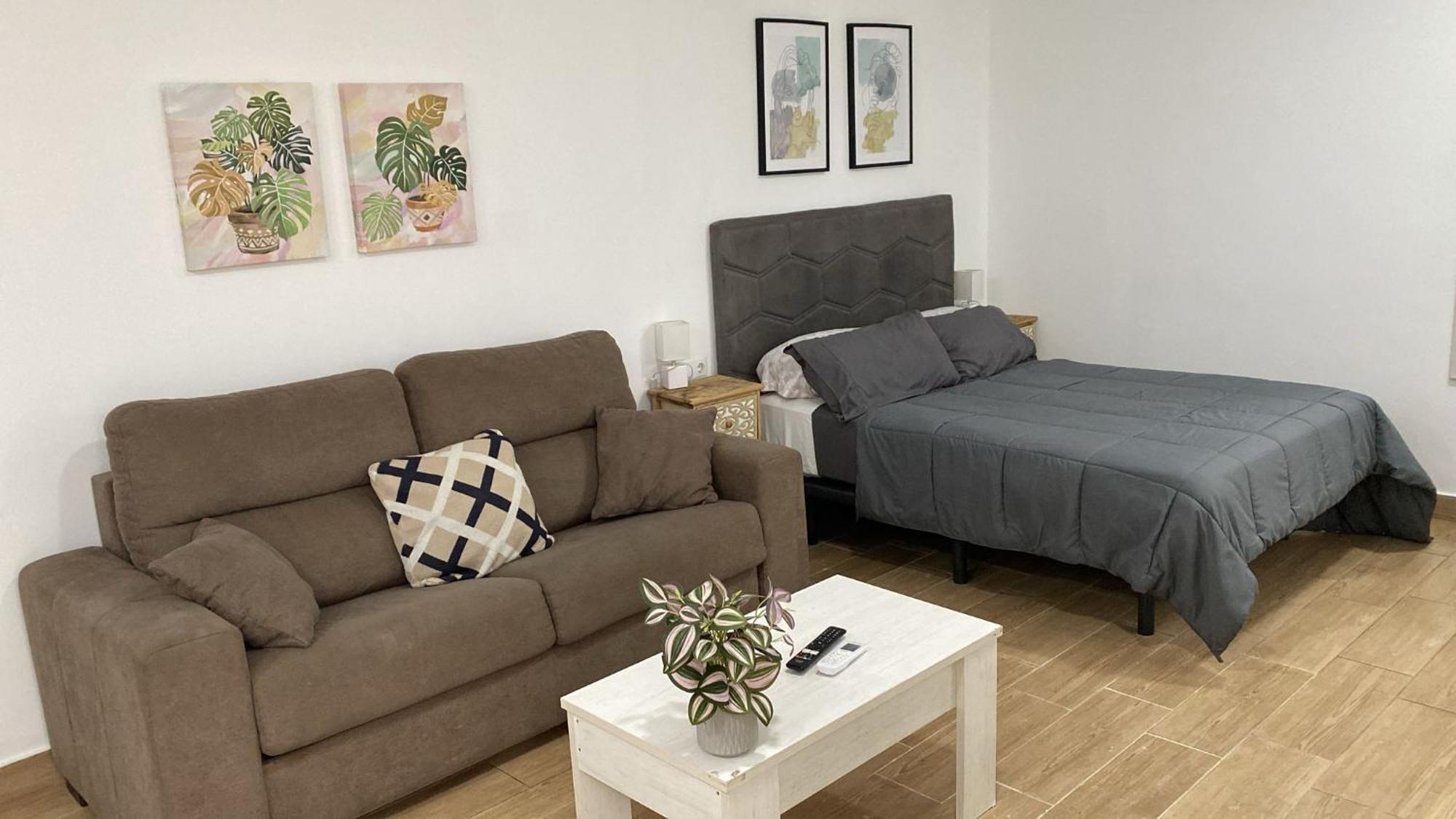Rockside Residences Suites La Linea N3 La Línea de la Concepción 外观 照片